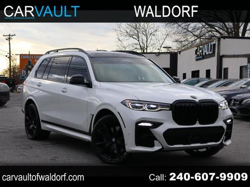 2021 BMW X7 M50i