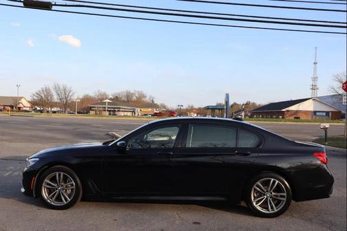 2019 BMW 750 i xDrive