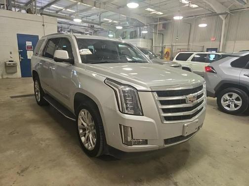 2019 Cadillac Escalade Luxury