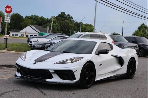 Arctic White 2021 Chevrolet Corvette Stingray w/3LT