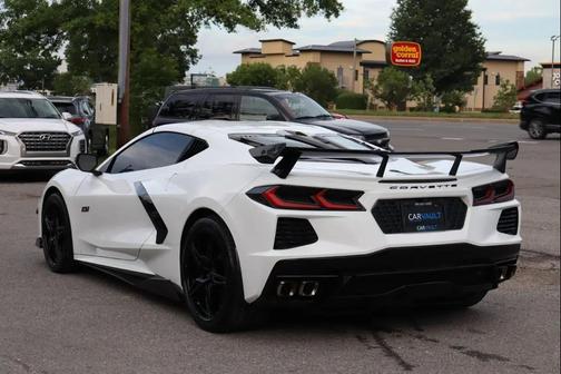 Arctic White 2021 Chevrolet Corvette Stingray w/3LT