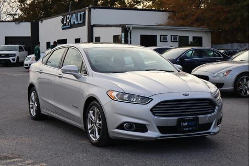 2016 Ford Fusion Hybrid Titanium