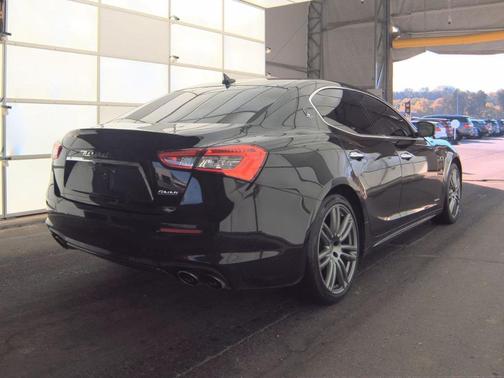 2018 Maserati Ghibli S GranLusso