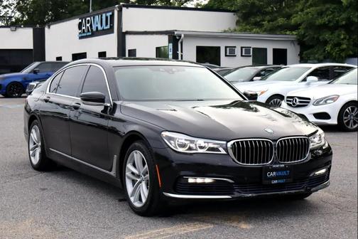 2016 BMW 750 i xDrive