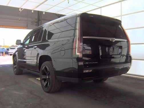 2019 Cadillac Escalade ESV Platinum