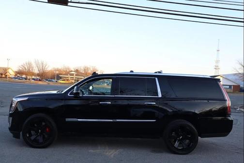 2019 Cadillac Escalade ESV Platinum