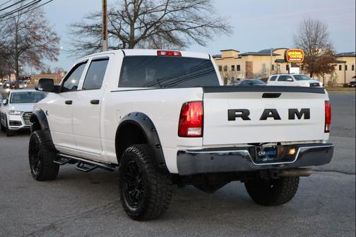 2016 RAM 2500 4WD Crew Cab Tradesman