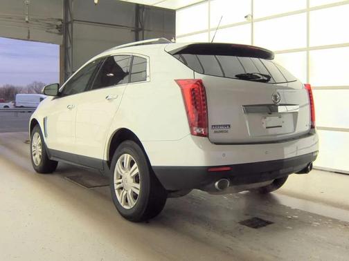 Platinum Ice Tricoat 2016 Cadillac SRX Luxury Collection