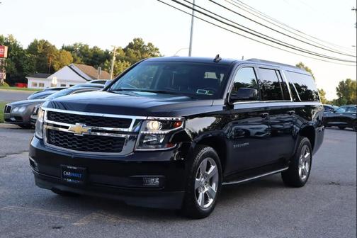 Black 2018 Chevrolet Suburban LT