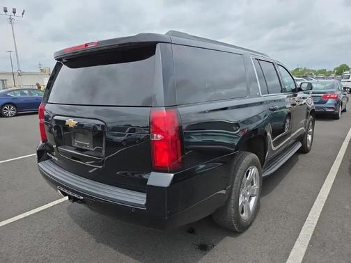 Black 2018 Chevrolet Suburban LT