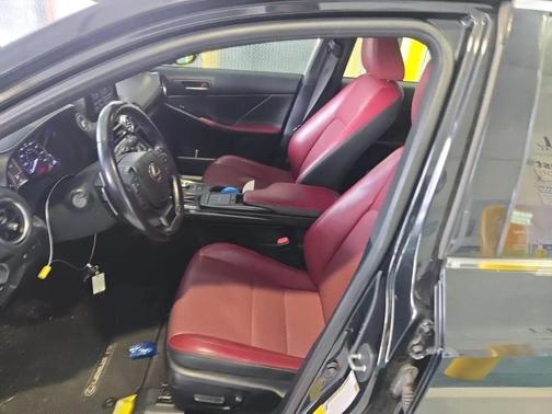 2021 Lexus IS 300 Base