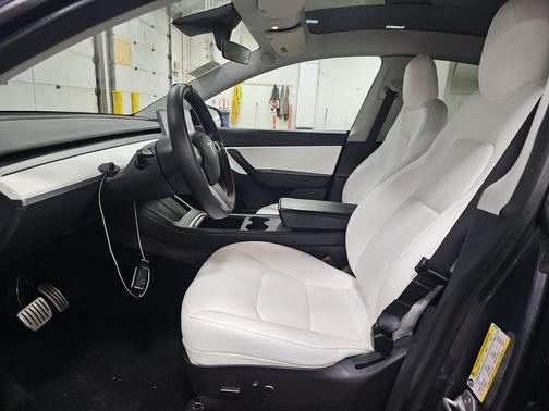 2021 Tesla Model Y Performance Dual Motor All-Wheel Drive