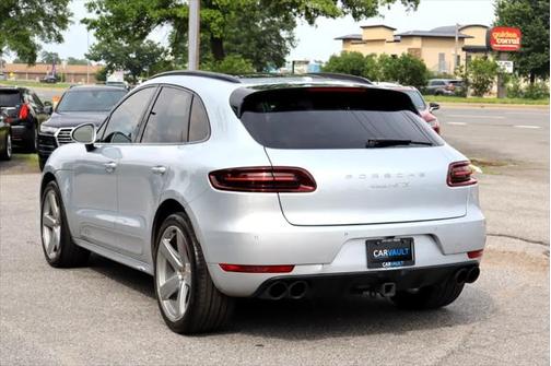 2017 Porsche Macan GTS