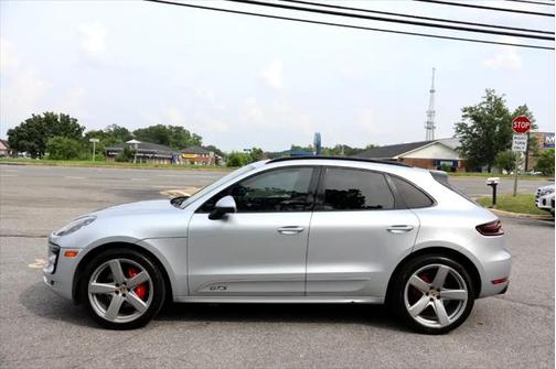 2017 Porsche Macan GTS