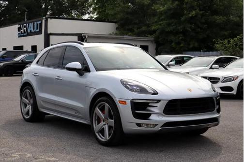 2017 Porsche Macan GTS