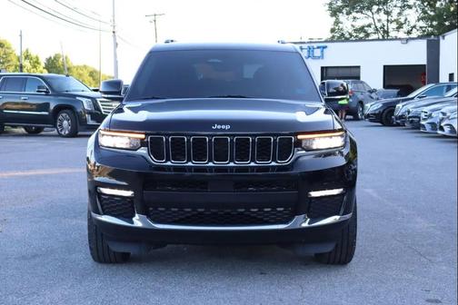 Diamond Black Crystal Pearl 2022 Jeep Grand Cherokee L Limited