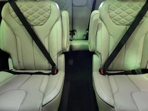 Hyper White 2020 Hyundai PALISADE Limited