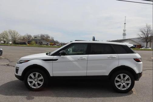 WHITE 2018 Land Rover Range Rover Evoque SE