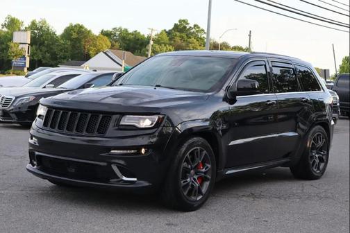 Brilliant Black Crystal Pearlcoat 2014 Jeep Grand Cherokee SRT
