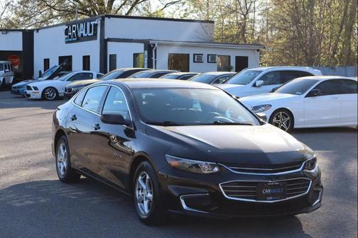 Mosaic Black Metallic 2018 Chevrolet Malibu 1LS