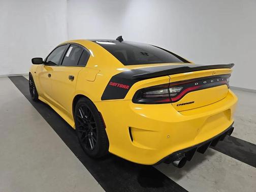 Yellow Jacket Clearcoat 2017 Dodge Charger Daytona 392 RWD
