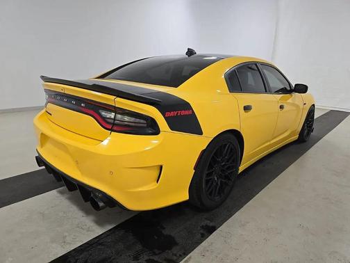 Yellow Jacket Clearcoat 2017 Dodge Charger Daytona 392 RWD