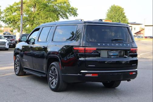 Diamond Black Crystal Pearlcoat 2023 Jeep Wagoneer L Series II 4x4