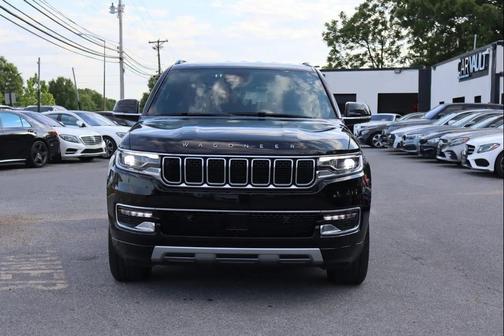 Diamond Black Crystal Pearlcoat 2023 Jeep Wagoneer L Series II 4x4