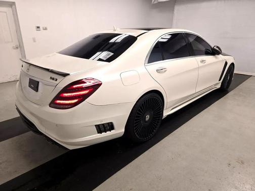 2017 Mercedes-Benz AMG S 63 4MATIC