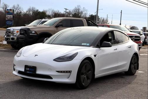 2023 Tesla Model 3 Standard Range