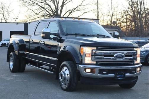 2017 Ford F-450 Lariat