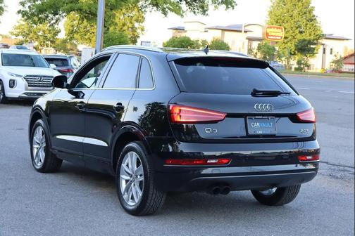 BLACK 2016 Audi Q3 2.0T Premium Plus