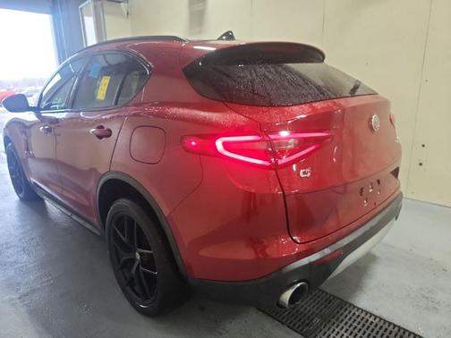 2018 Alfa Romeo Stelvio Ti Sport
