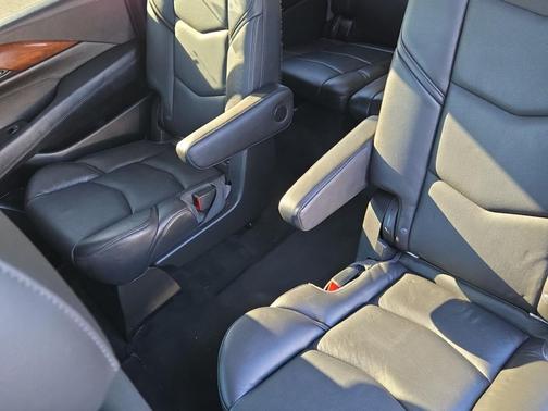 2016 Cadillac Escalade ESV Premium