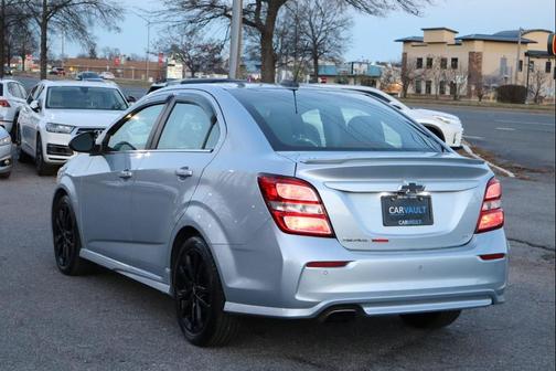2018 Chevrolet Sonic LT