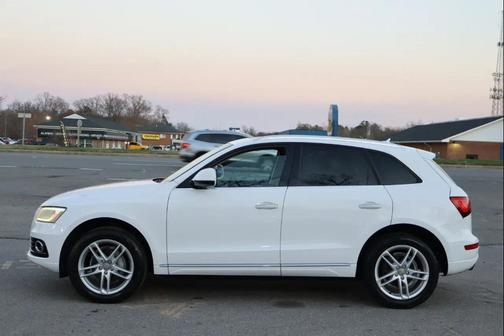 2017 Audi Q5 2.0T Premium