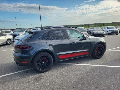 2017 Porsche Macan GTS