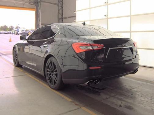 BLACK 2015 Maserati Ghibli S Q4
