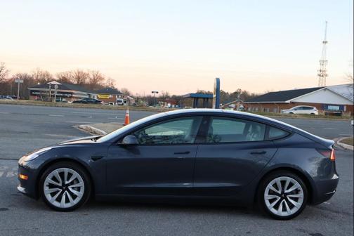 2022 Tesla Model 3 Long Range