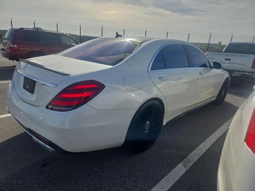 WHITE 2019 Mercedes-Benz S-Class S 560