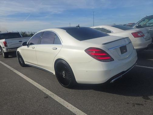 WHITE 2019 Mercedes-Benz S-Class S 560