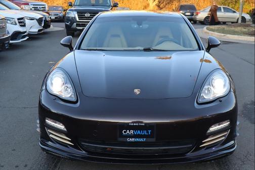 2013 Porsche Panamera 4 Platinum Edition