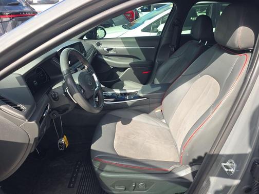 2020 Hyundai SONATA SEL Plus