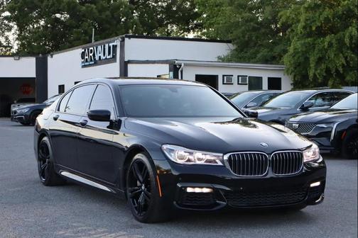 BLACK 2018 BMW 750 I