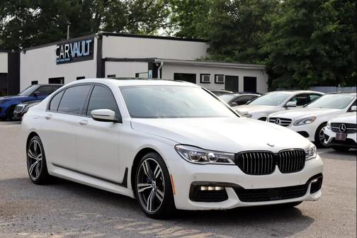 2018 BMW 750 I