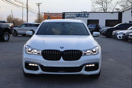 2018 BMW 750 I