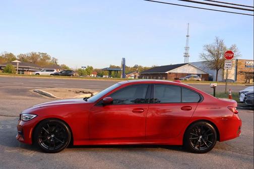 Melbourne Red Metallic 2019 BMW 330 xDrive