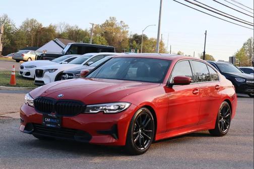 Melbourne Red Metallic 2019 BMW 330 xDrive