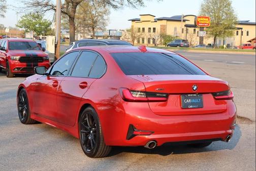 Melbourne Red Metallic 2019 BMW 330 xDrive