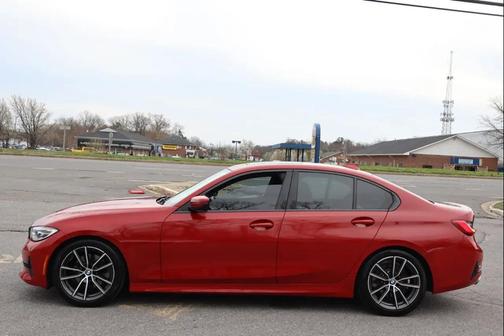 2019 BMW 330 xDrive